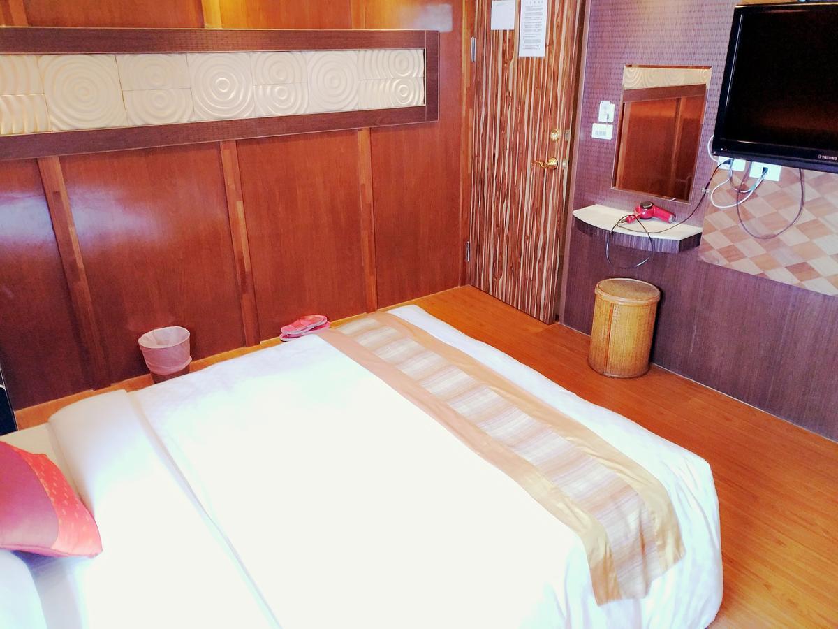 Hong Ben Hotel Kenting Exterior photo