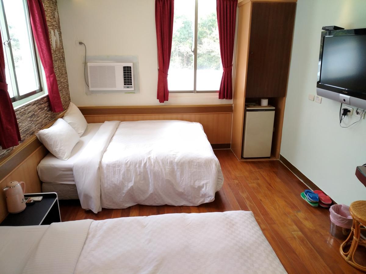 Hong Ben Hotel Kenting Exterior photo